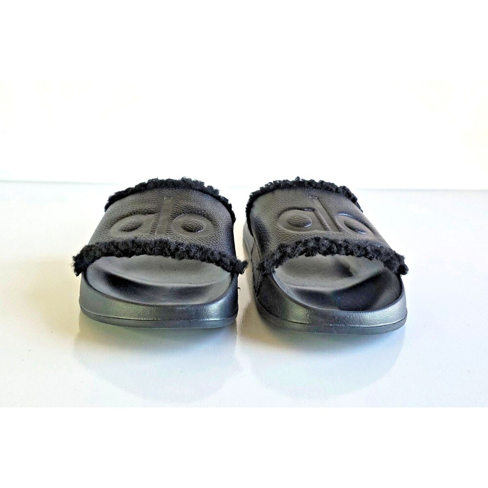 ALO Yoga Black It Slides Recovery Faux Fur Trim Women's Sz 11 Casual Comfort - Picture 5 of 10
